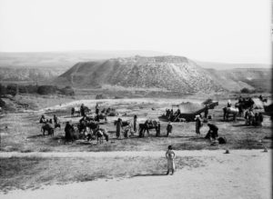 Beit She'an in about 1925, before the Roman-Byzantine city in front of the mound was excavated. (American Colony/Eric Matson collection)