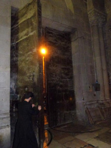 Church of the Holy Sepulchre overnight