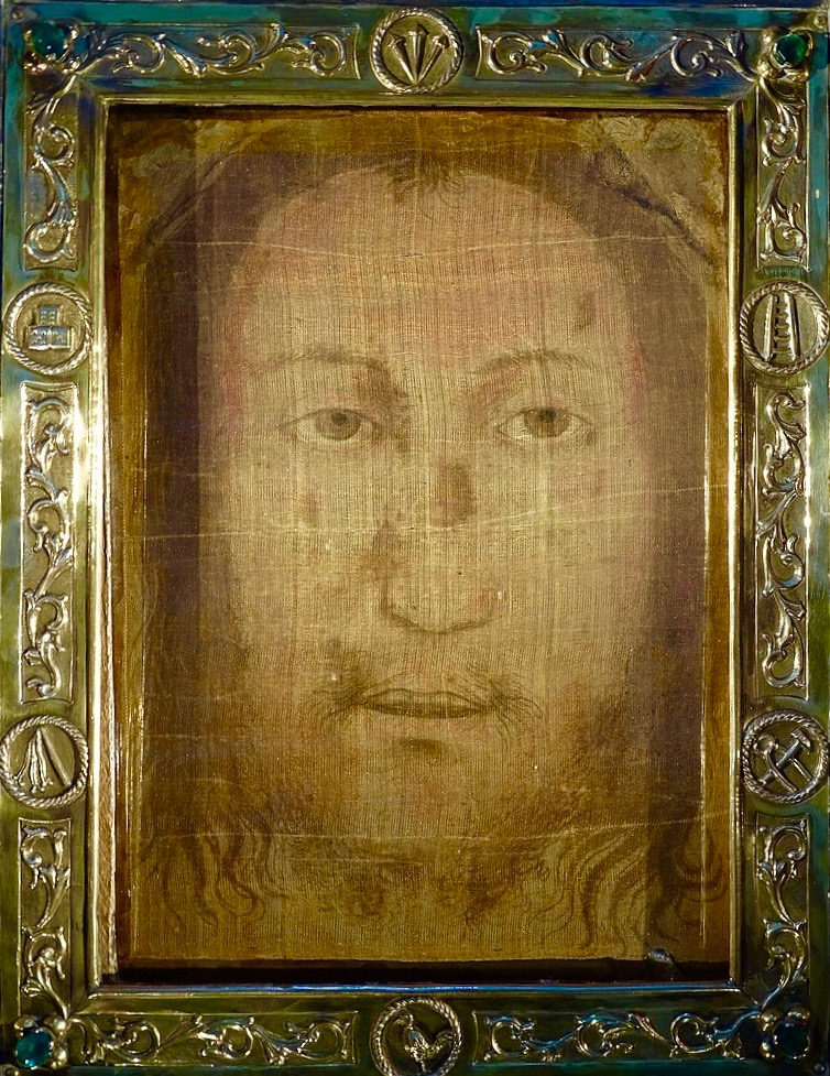 Image on the Veil of Manoppello (ElfQrin / Wikipedia)