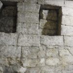 Masonry elements near main ritual cave (© Gregory Jenks)