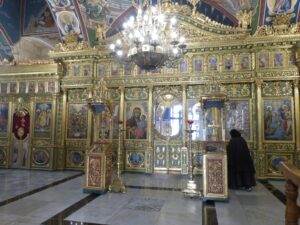 Green and gold iconostasis in the Church of St John the Baptist (Seetheholyland.net)