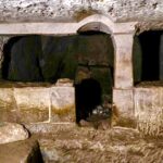 Inside the elaborate family tomb in Salome's Cave. (©️Emil Eljam / Israel Antiquities Authority)