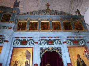 Upper part of iconostasis in monastery church (© Deror Avi) 